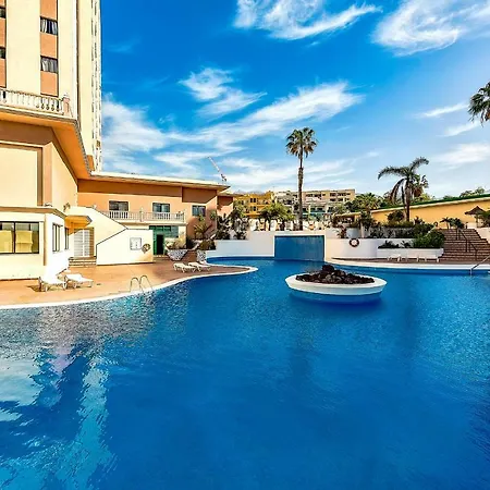 Penthouse Near The Ocean أذيخي